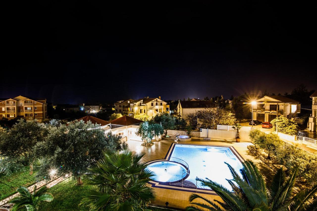City Pool Apartments Novalja Extérieur photo
